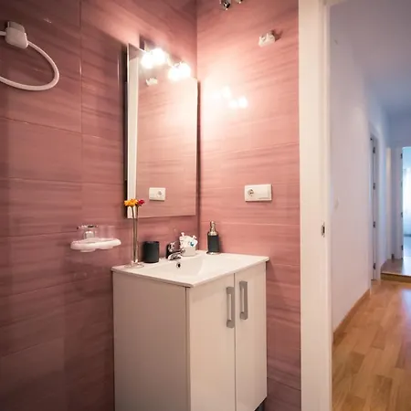 Holidays2Malaga Heredia 3 Bedroom Opposite Malaga Port Exterior foto