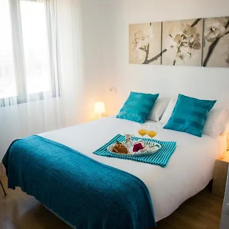 Holidays2Malaga Heredia 3 Bedroom Opposite Malaga Port Exterior foto